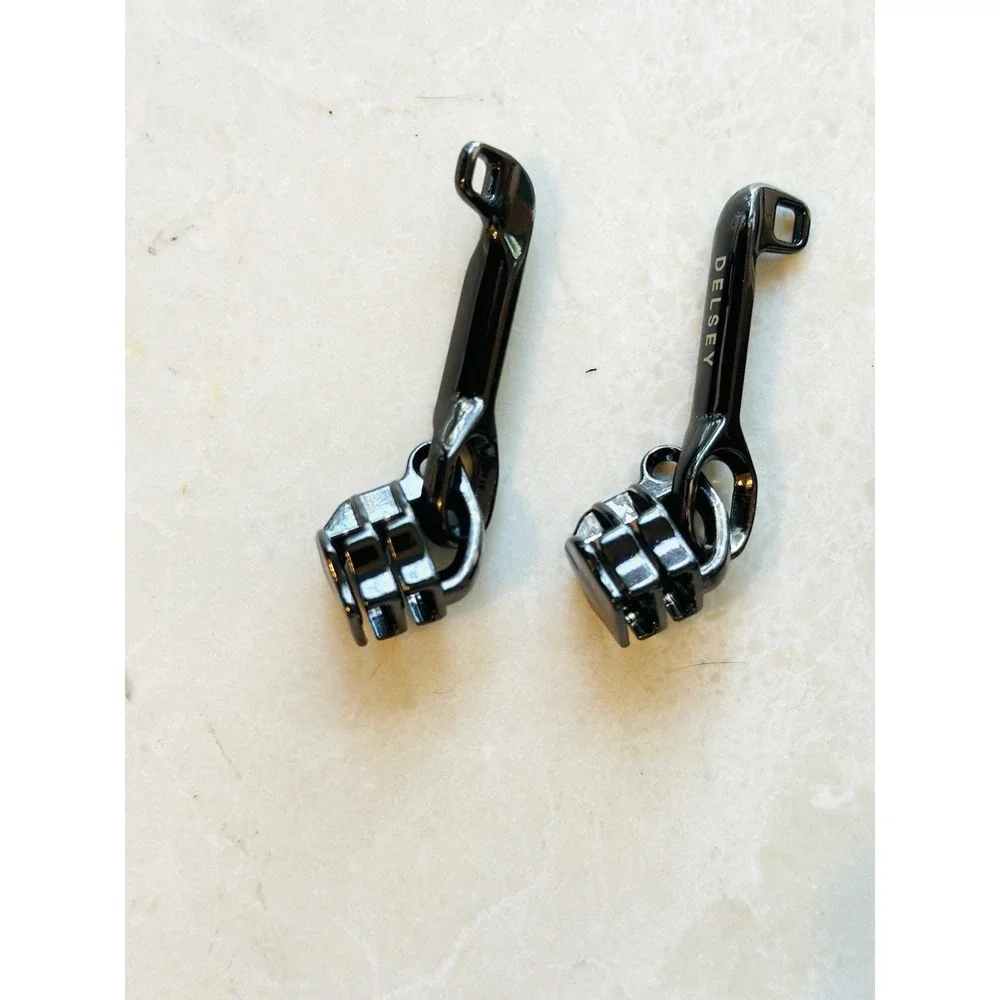 OEM Parts from DELSEY PARIS TRUNK 29